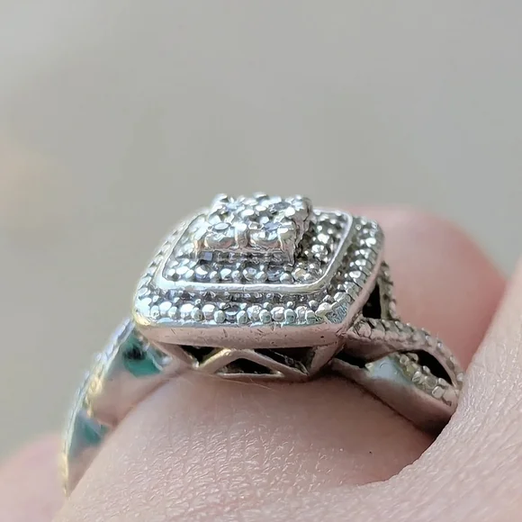 SOLD - Picture 4 of 5